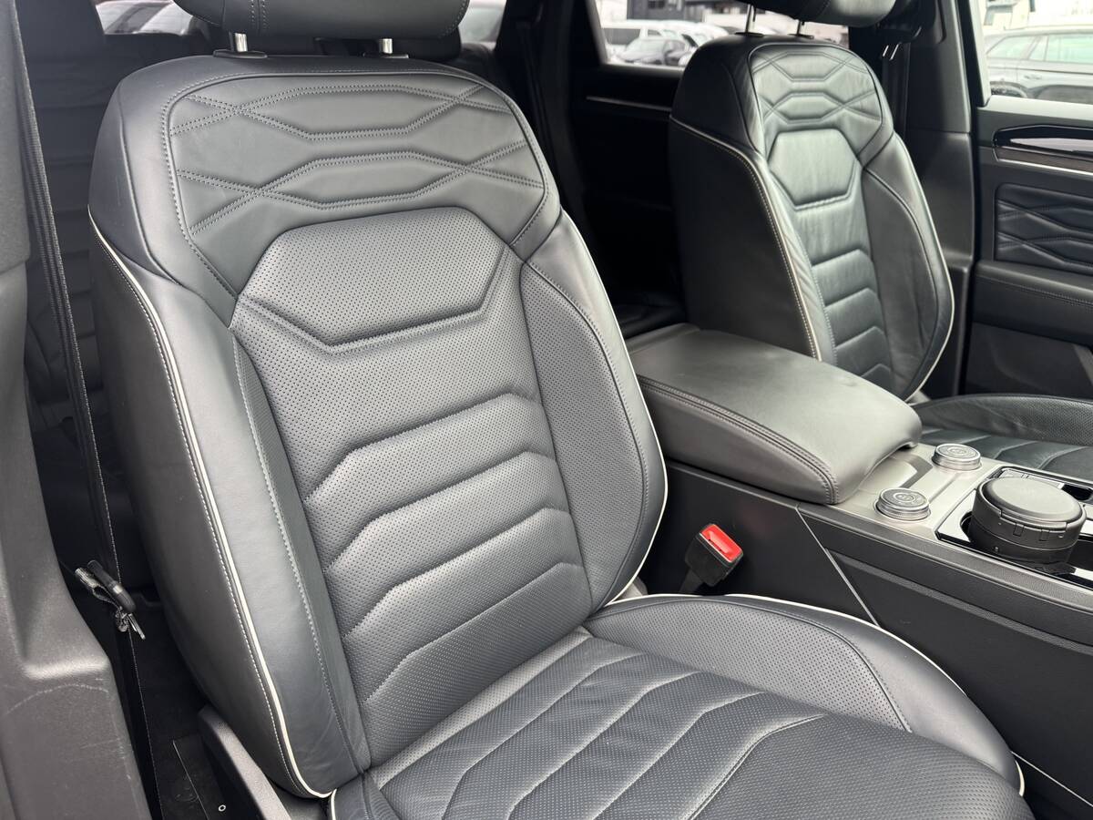 Volkswagen Touareg 2021 - Тип палива: Дизель 