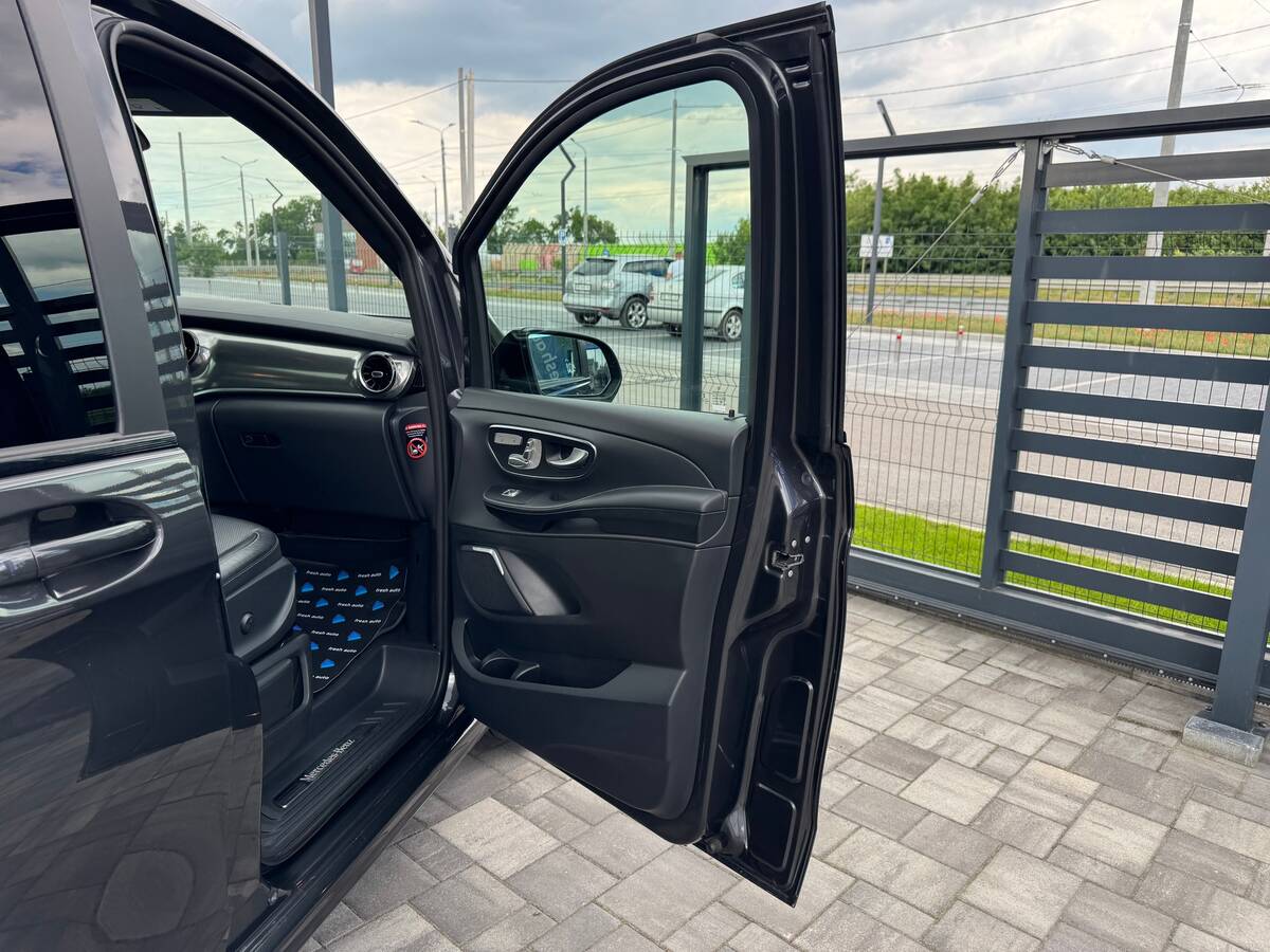 Mercedes-Benz V 300 2021 - фреш авто рівне