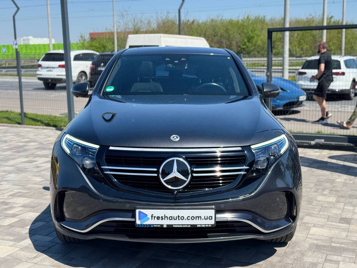 Mercedes-Benz EQC 2021 - Привід: Повний 
