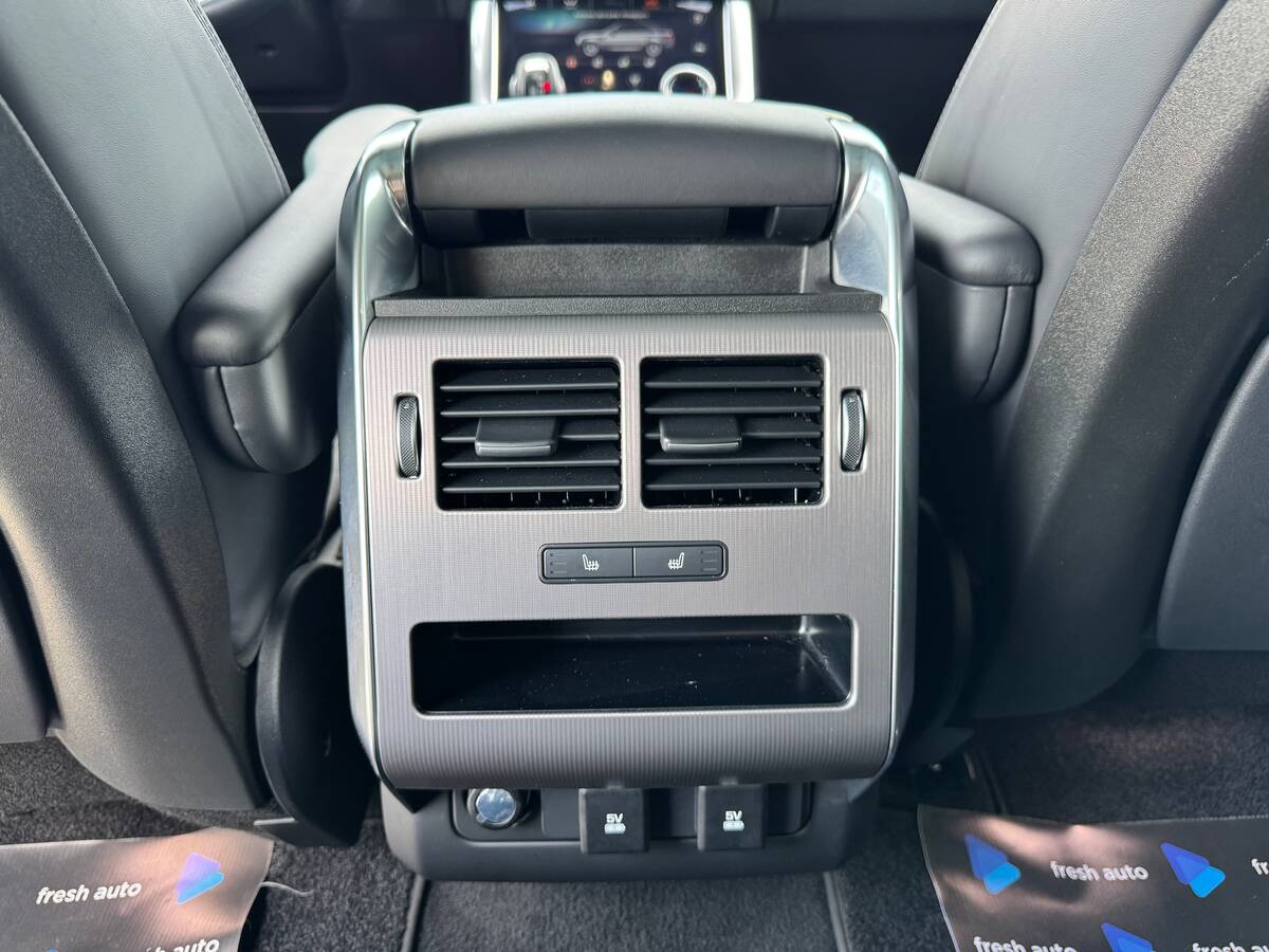 Land Rover Range Rover Sport 2019 - Потужність: 1 кс