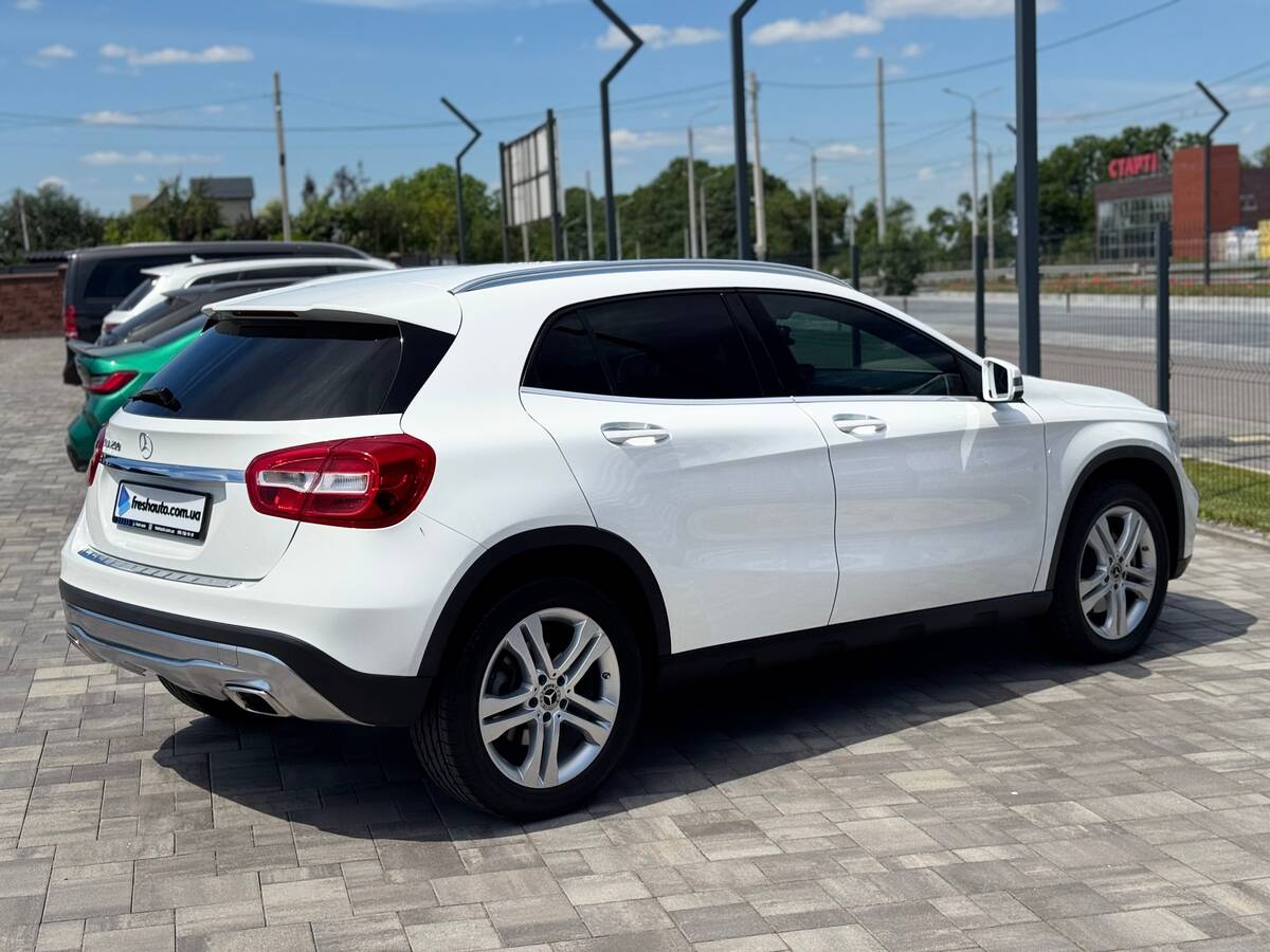 Mercedes-Benz GLA-Class 2017 - Тип авто: Passengers 