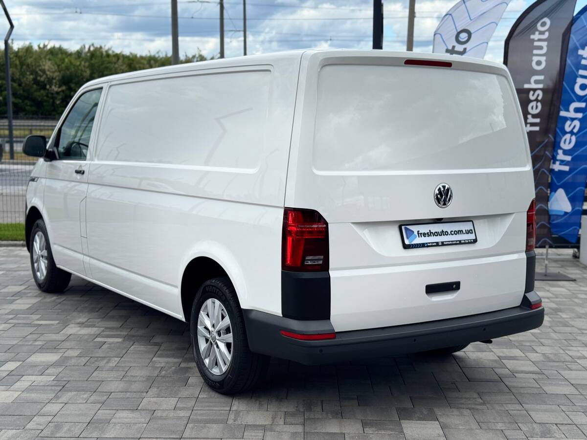 Volkswagen Transporter 2022 - Country: Germany 
