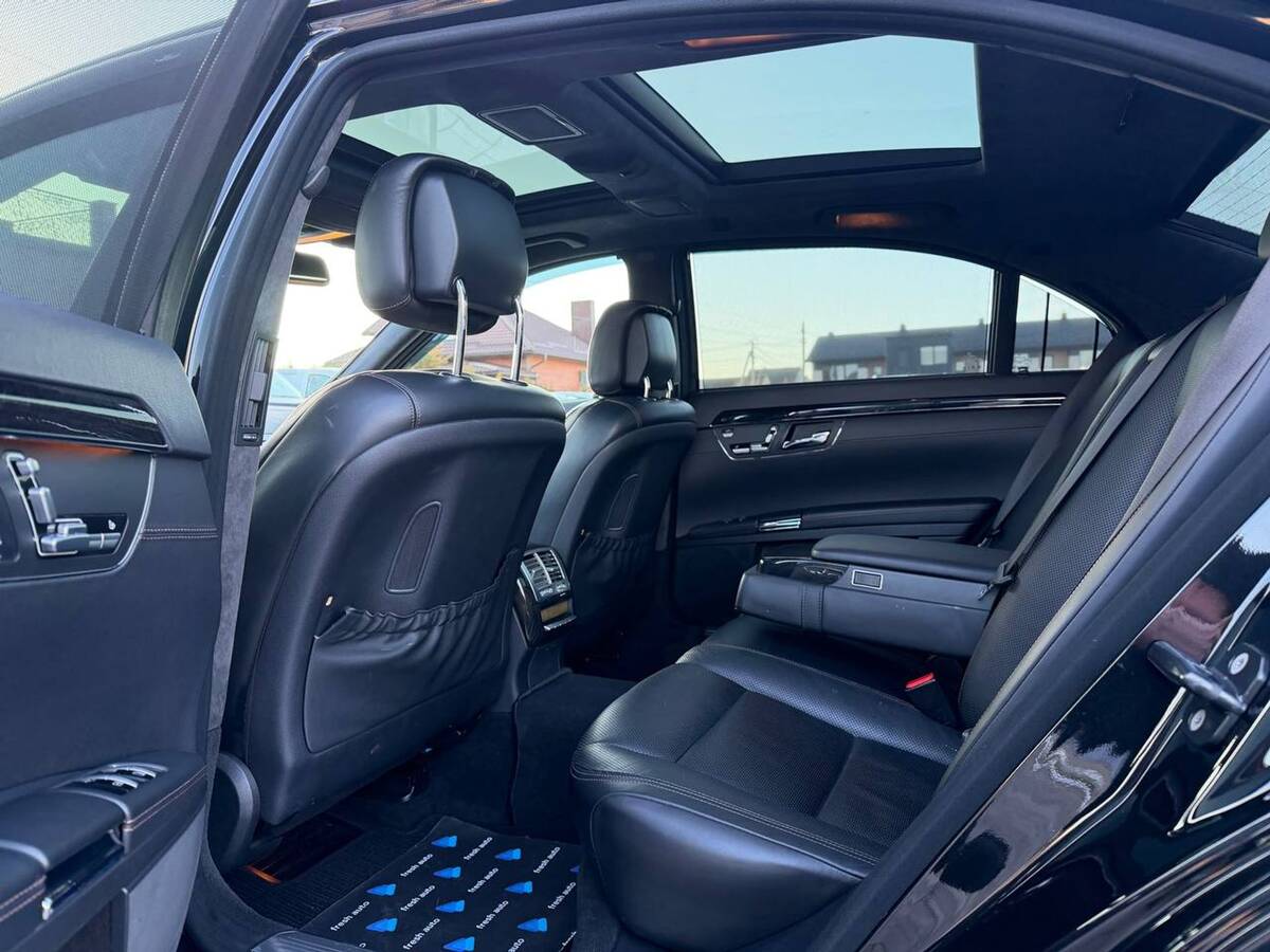 Mercedes-Benz S-Class 2012 - Потужність: 258 кс