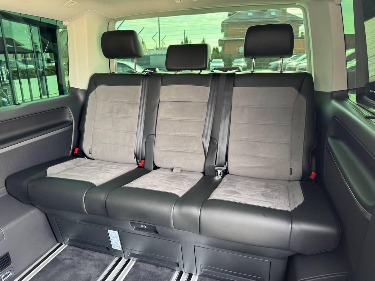 Volkswagen Multivan 2020 - DriveType: All-wheel 