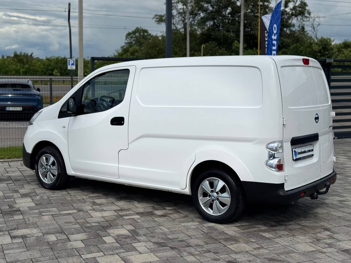 Nissan e-NV200 2020 - Тип авто: Вантажівки 