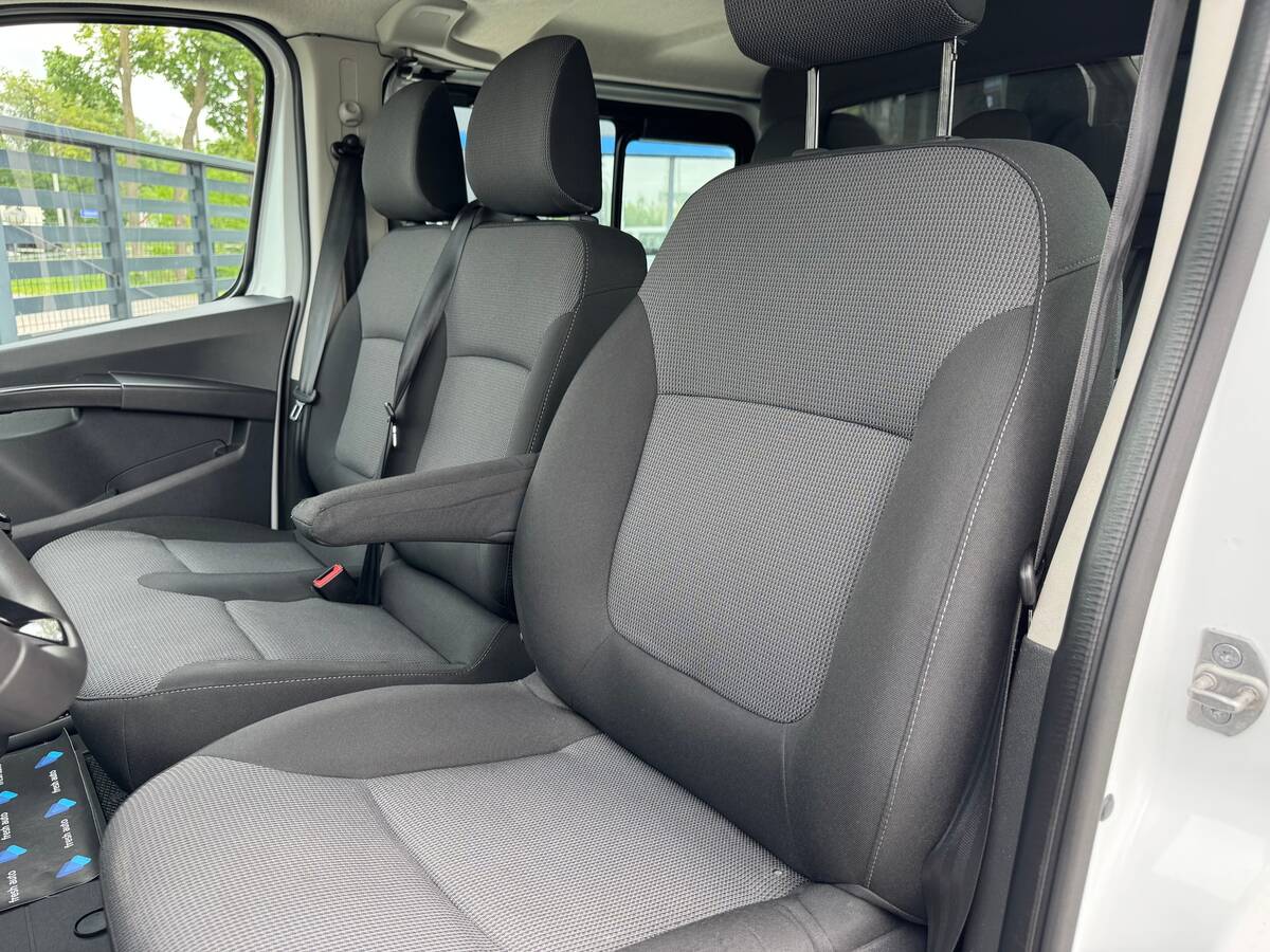 Renault Trafic 2022 - сайт фреш авто