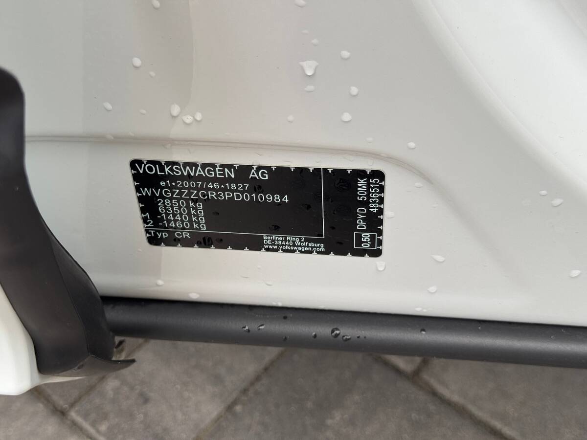 Volkswagen Touareg R 2022 - покупка авто