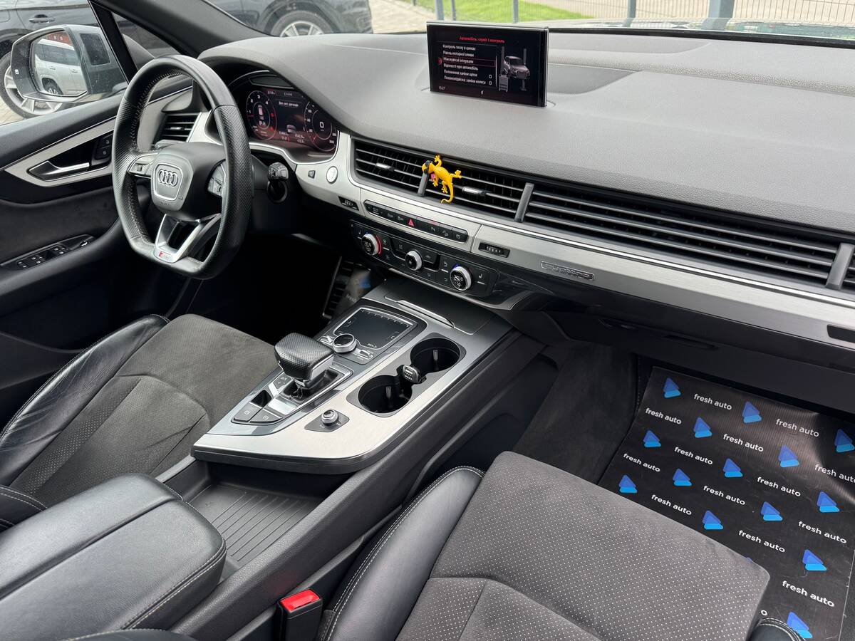 Audi Q7 2018 - покупка авто