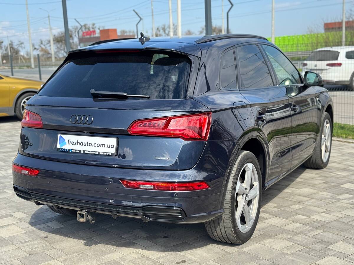 Audi Q5 2020 - fresh auto