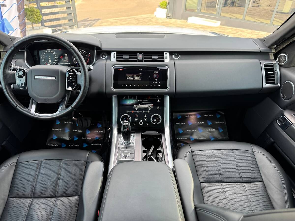 Land Rover Range Rover Sport 2019 - Привід: Повний 