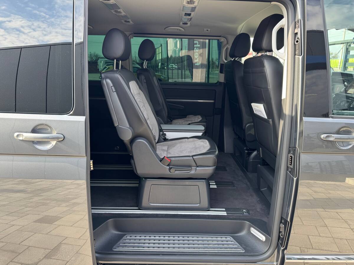 Volkswagen Multivan 2020 - fresh auto