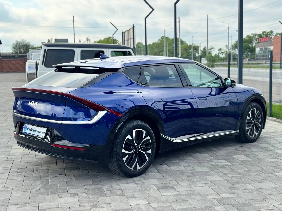 Kia EV6 2023 - Потужність: 320 кс