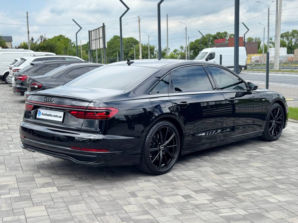 Audi A8 2024 - Об'єм двигуна: 3.0 л.
