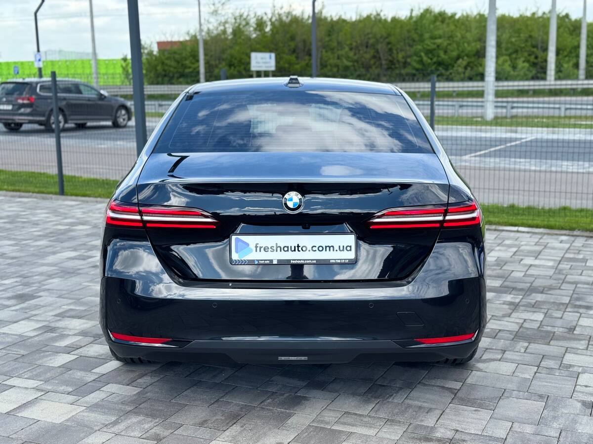 BMW 5 Series 2024 - Тип палива: Дизель 