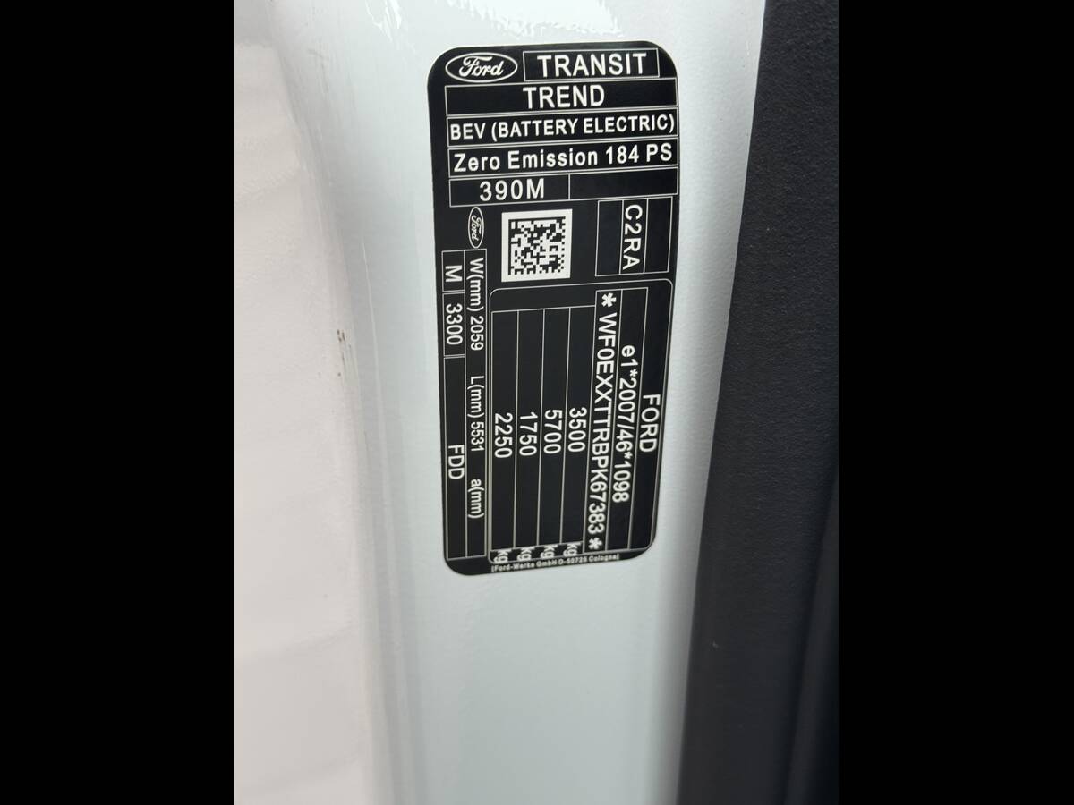 Ford E – Transit 2023 - фрешавто