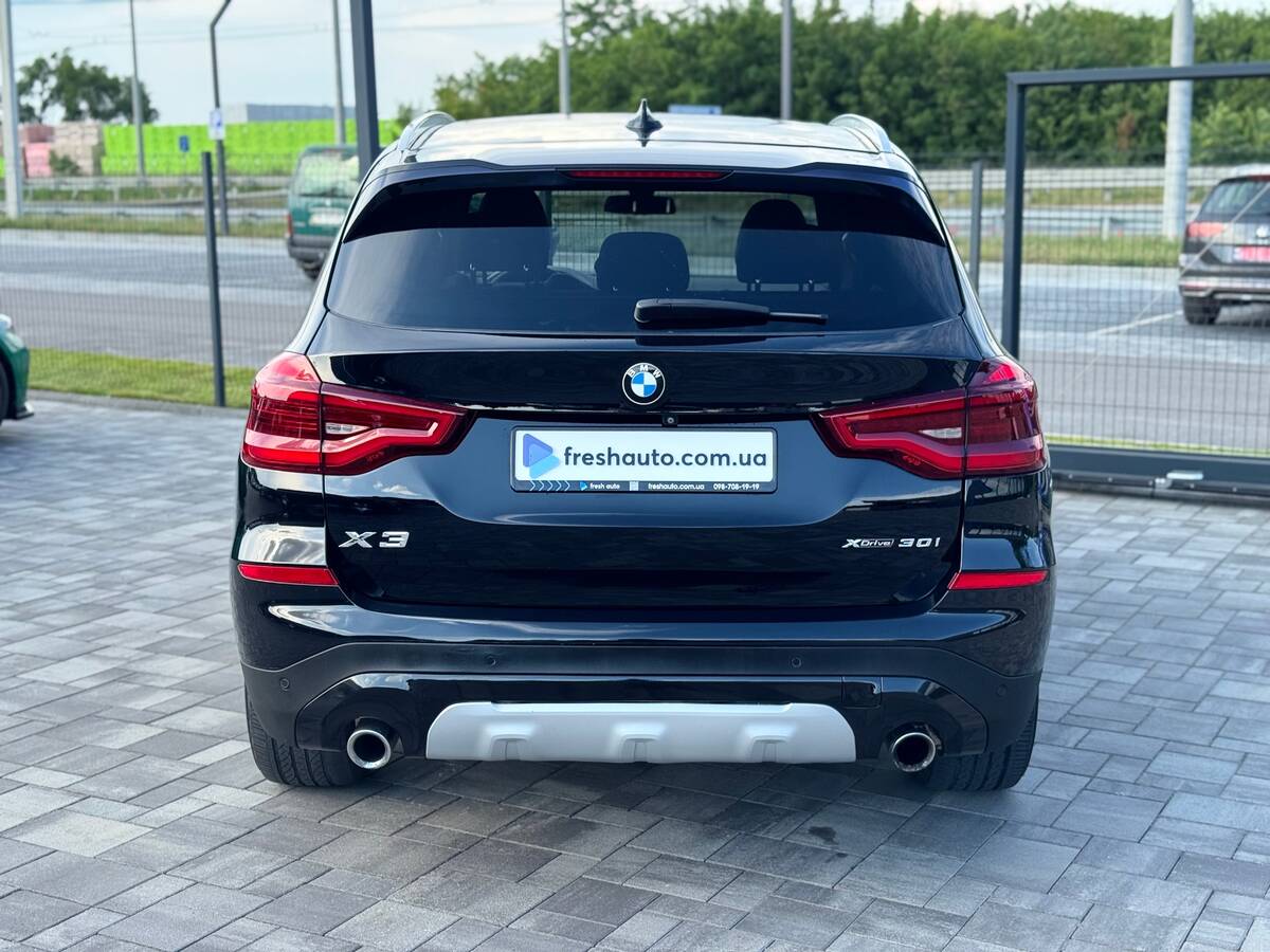 BMW X3 2018 - фреш авто