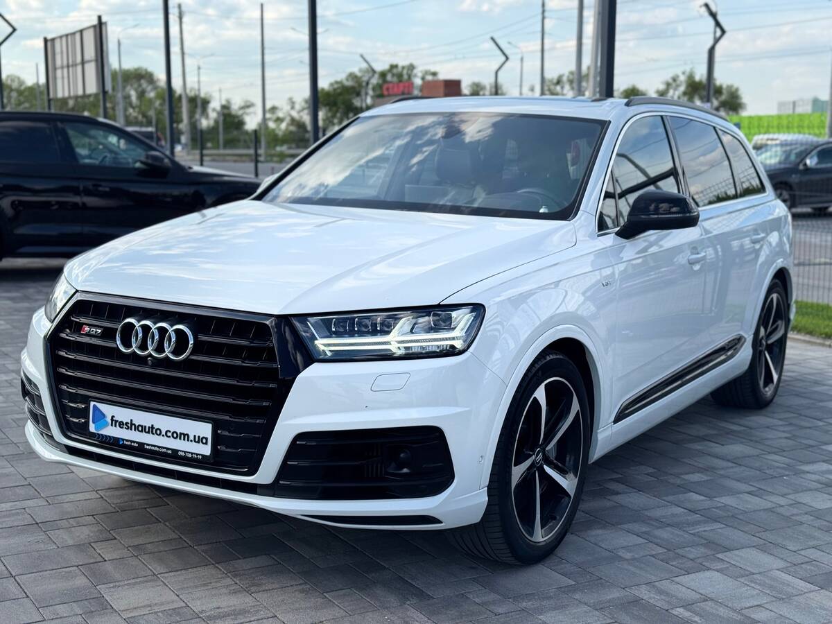 Audi SQ7 2017 - Привід: Повний 