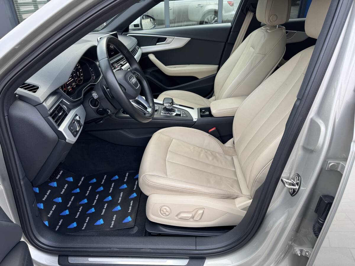 Audi A4 B9/8W 2016 - Кількість місць: 5 