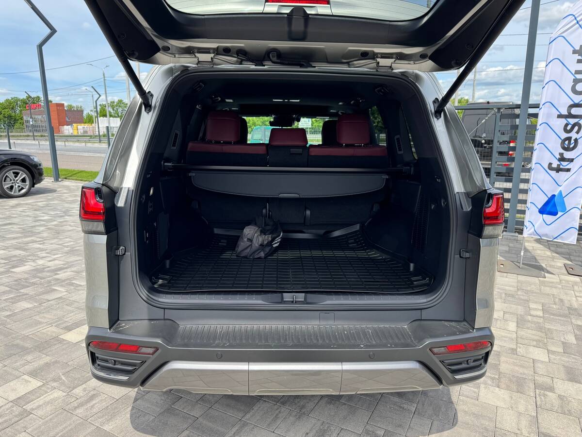 Lexus LX 2022 - фреш авто
