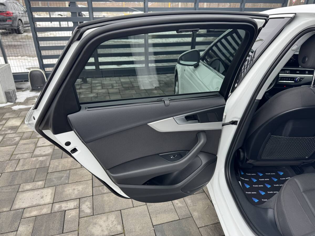 Audi A4 2020 - fresh auto рівне