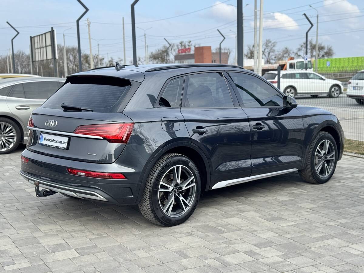 Audi Q5 2021 - Потужність: 286 кс