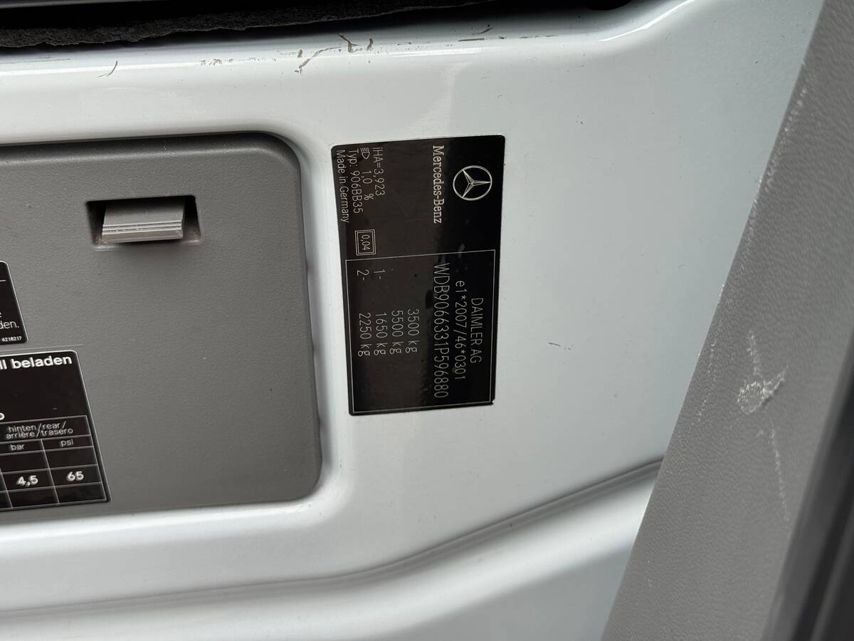 Mercedes-Benz sprinter 2018 - fresh avto