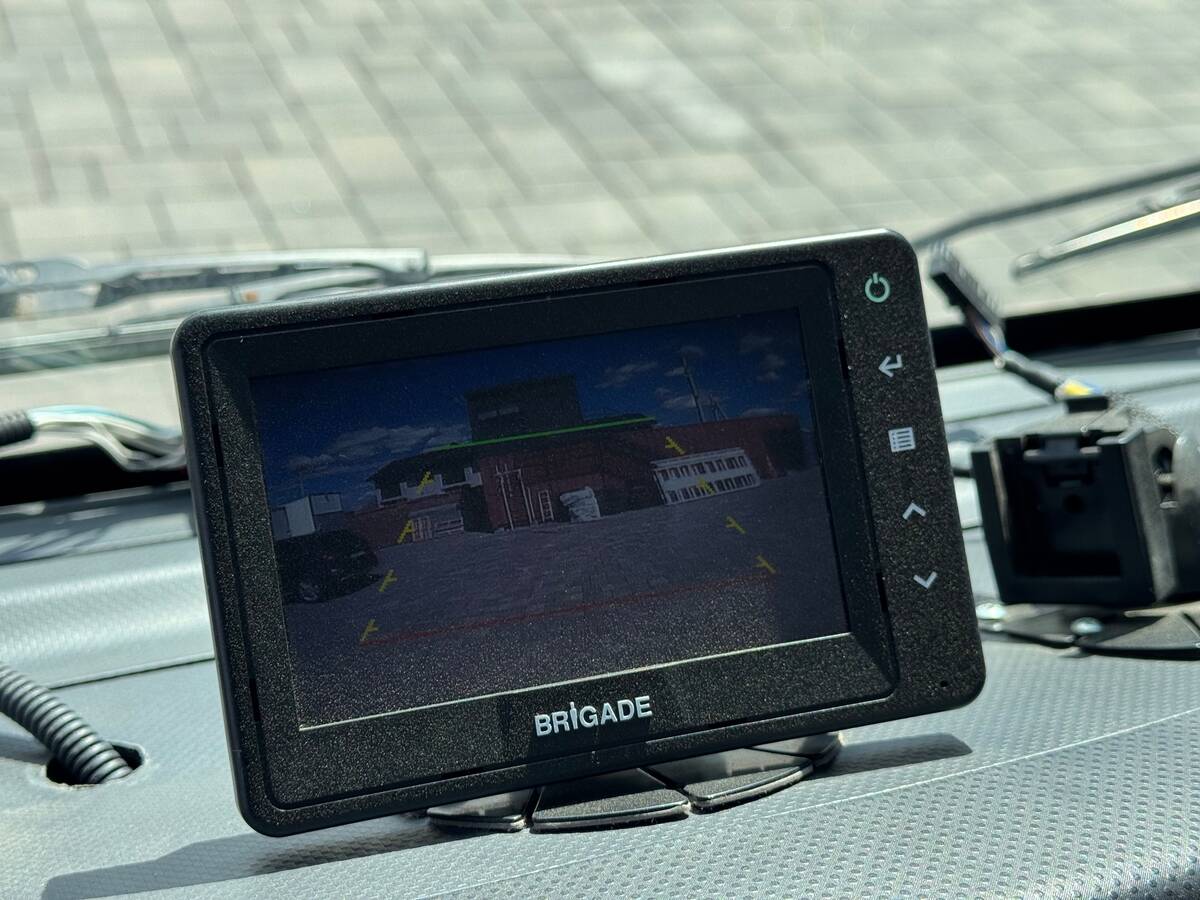 Isuzu NLR 2023 - fresh avto
