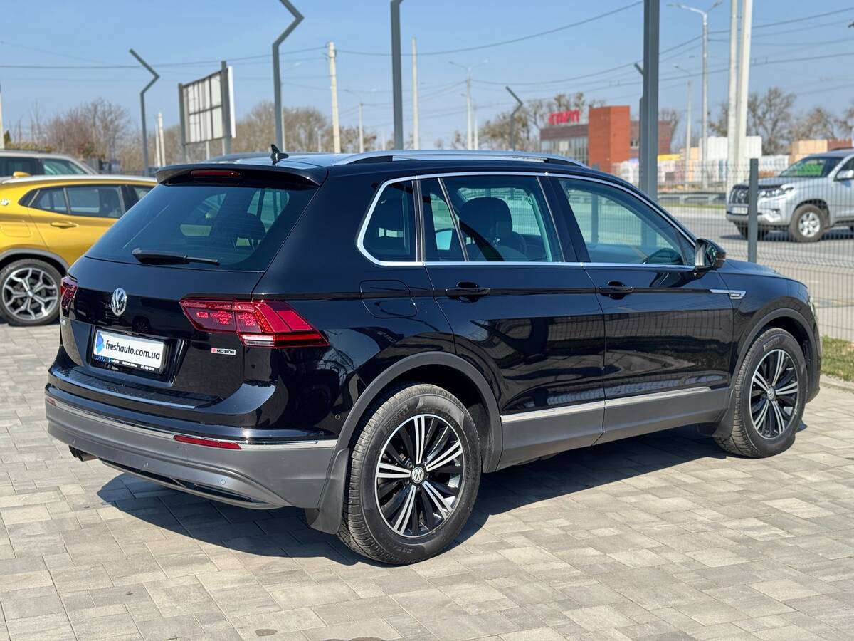 Volkswagen Tiguan 2019 - Тип кузова: Позашляховик / Кросовер 