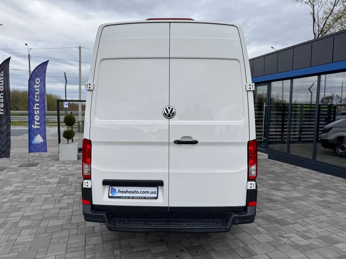 Volkswagen crafter 2022 - Об'єм двигуна: 2.0 л.