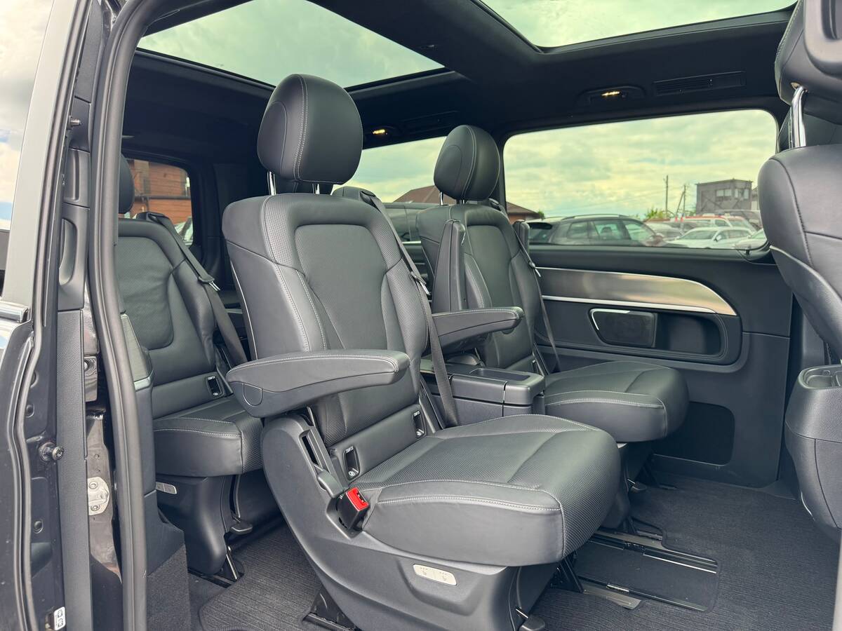 Mercedes-Benz V 300 2021 - Country: Germany 