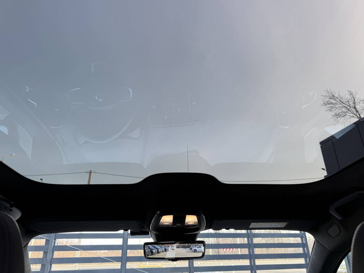 Volvo C40 Recharge 2023 - Комплектація: Altimate 