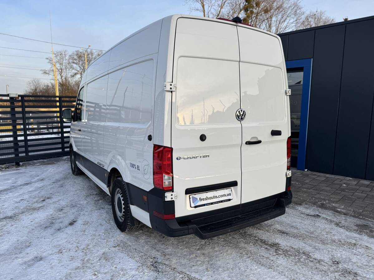 Volkswagen crafter 2020 - фреш авто