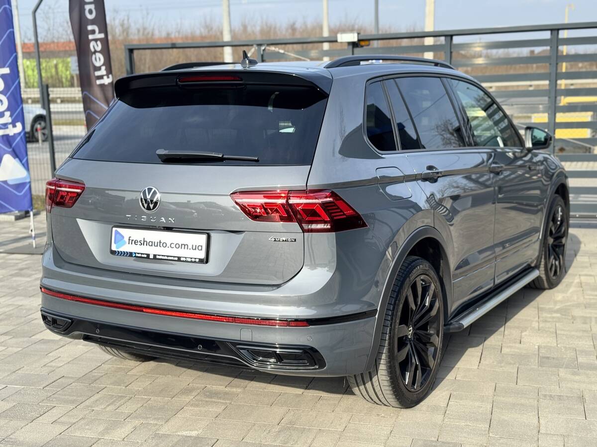 Volkswagen Tiguan 2022 - фреш авто