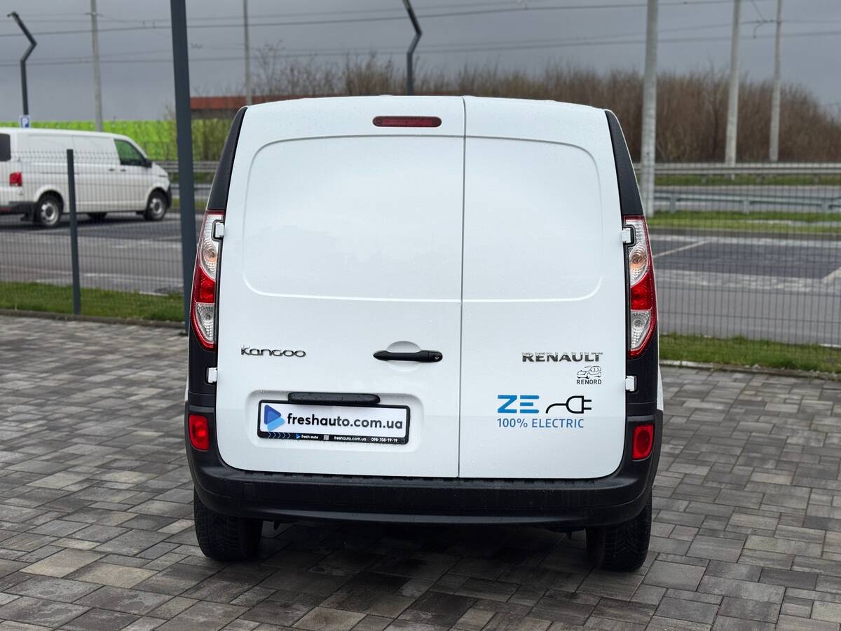 Renault Kangoo 2021 - фреш авто