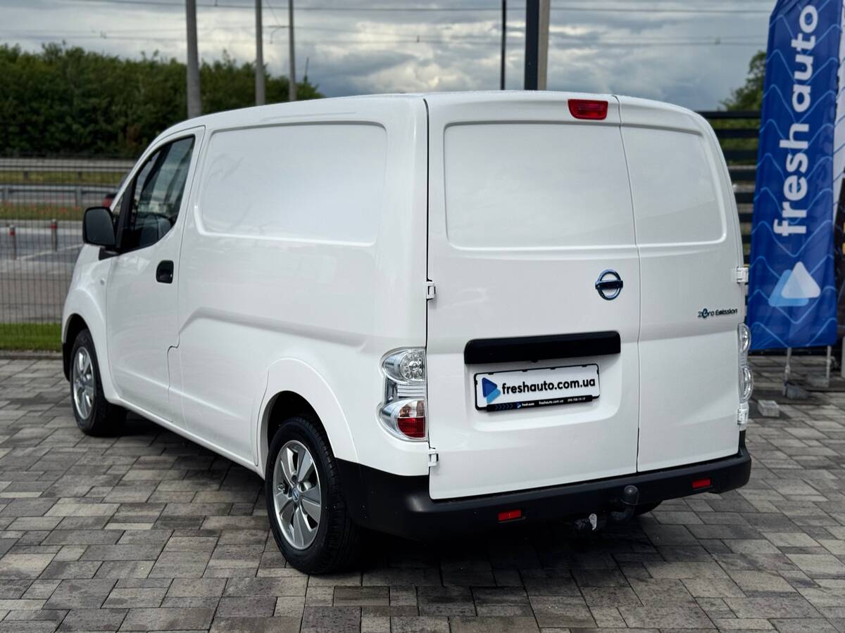 Nissan e-NV200 2020 - Тип палива: Електро 