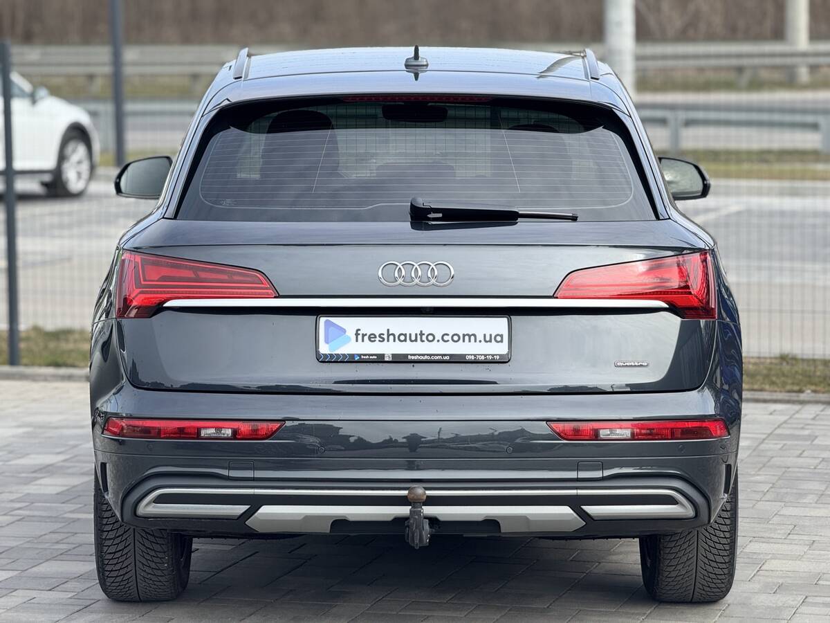 Audi Q5 2021 - фреш авто