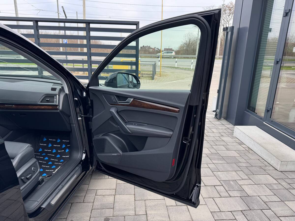 Audi Q5 2019 - freshauto