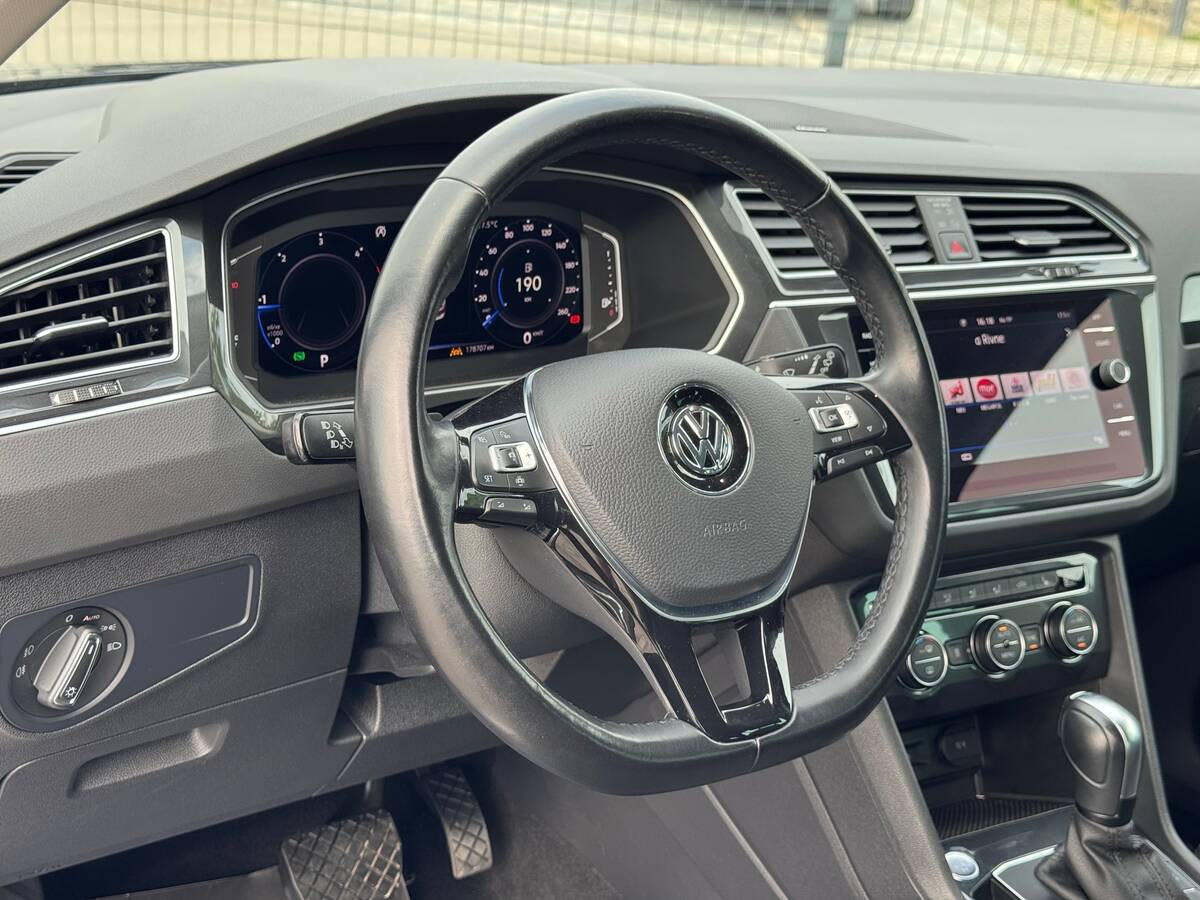 Volkswagen Tiguan 2019 - фрешавто