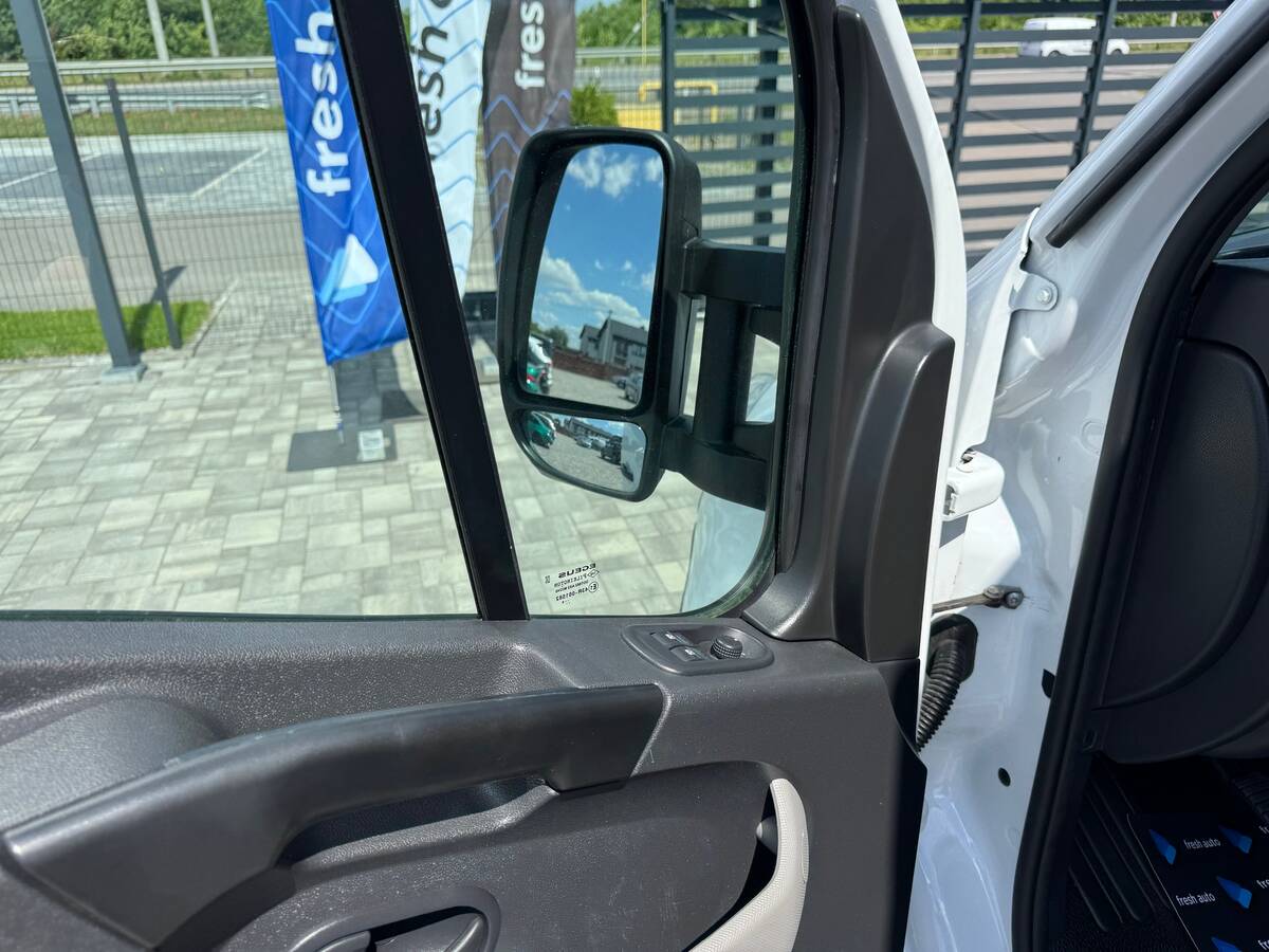 Opel Movano 2018 - fresh auto