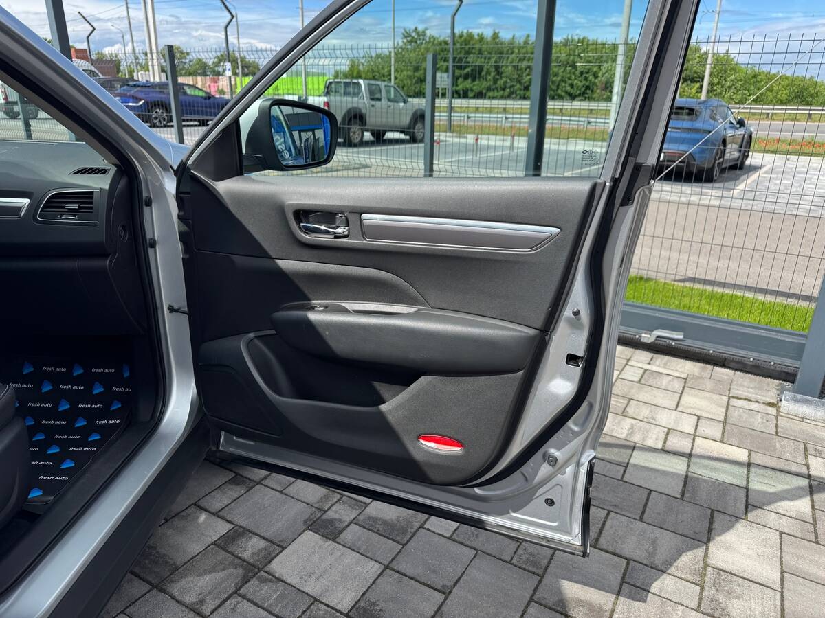 Renault Koleos 2019 - fresh auto