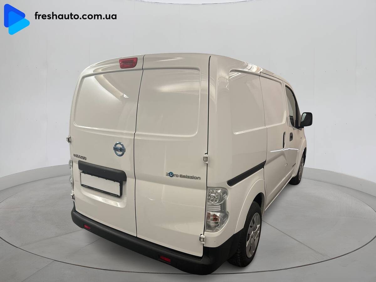 Nissan NV200 2020