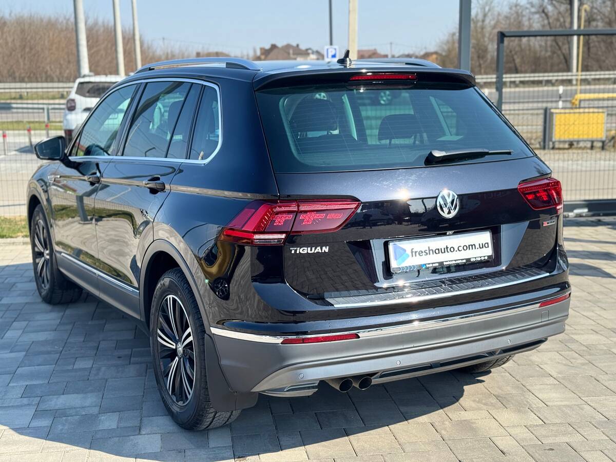 Volkswagen Tiguan 2019 - Кількість місць: 5 
