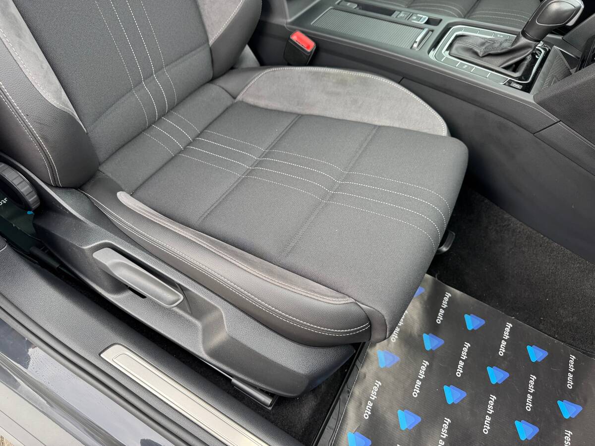 Volkswagen Passat Alltrack 2021 - freshauto