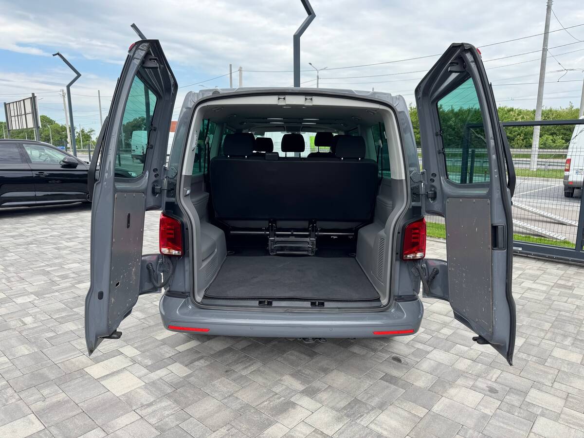 Volkswagen Caravelle 2021 - freshauto