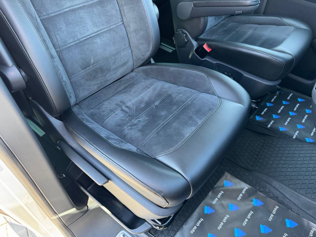 Volkswagen Multivan 2017 - fresh auto