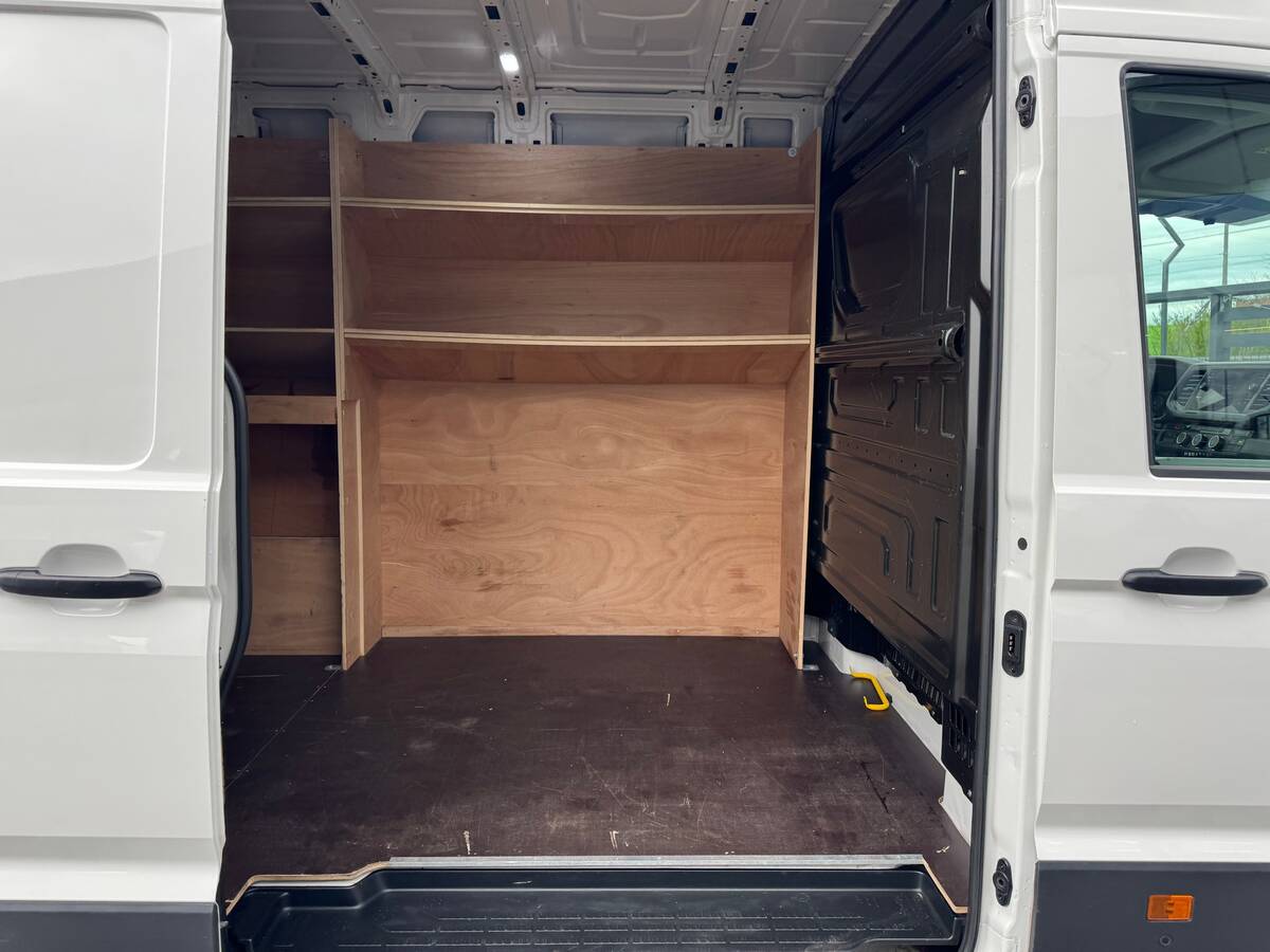 Volkswagen crafter 2022 - Кількість місць: 3 