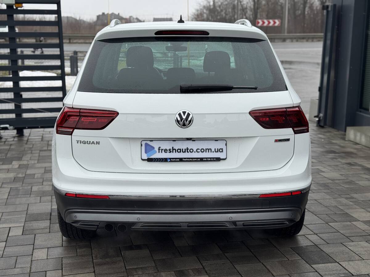 Volkswagen Tiguan 2019 - fresh auto