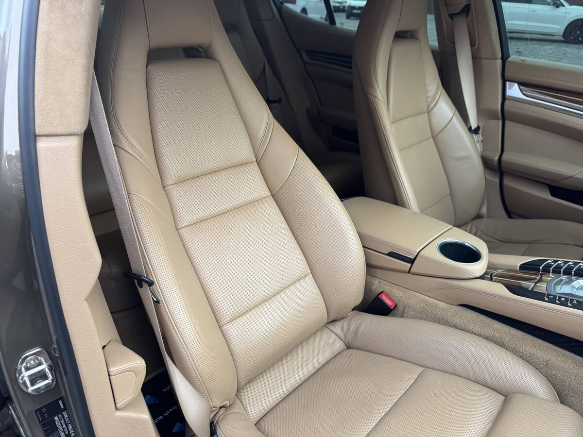 Porsche Panamera 2011 - фрешавто