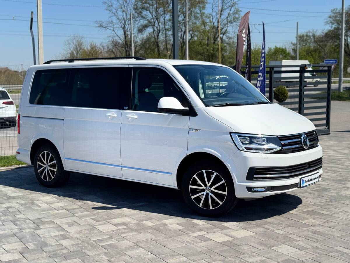 Volkswagen Multivan 2017 - Об'єм двигуна: 2.0 л.