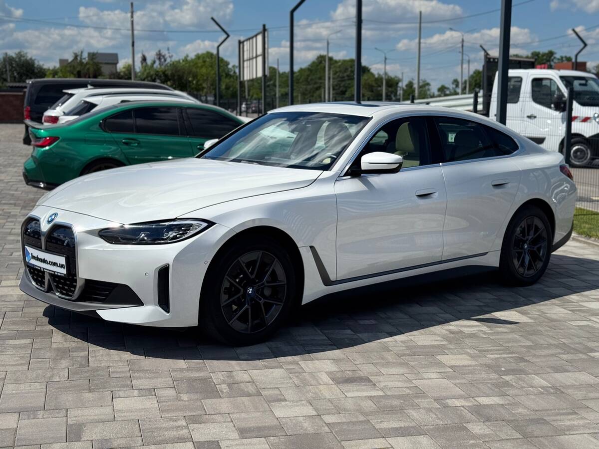 BMW i4 2022 - Odometr: 59 thnd km